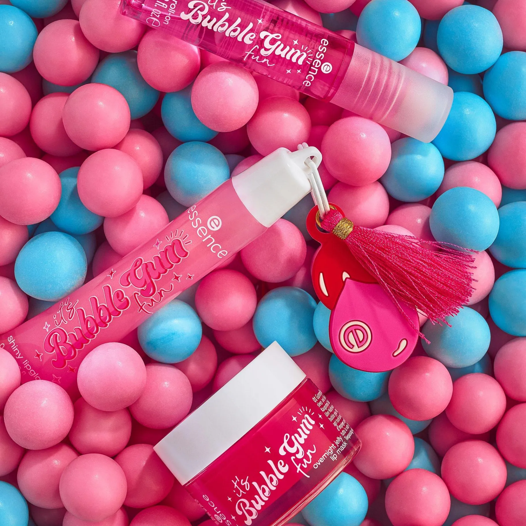 essence Brillo De Labios>Aceite de labios en roll-on it's Bubble Gum fun