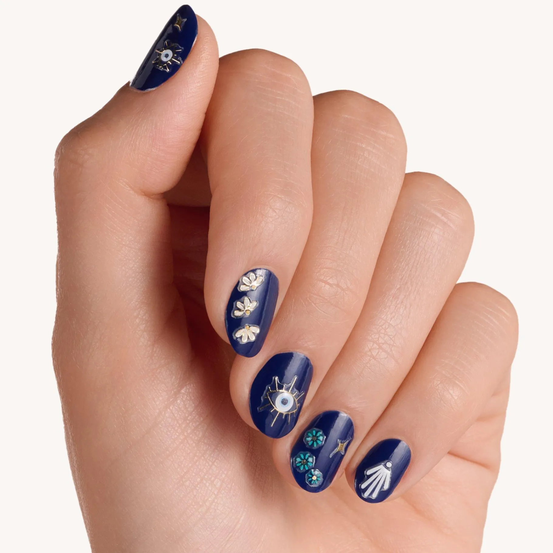 essence Decoración De Uñas>adhesivos para uñas stay bold, it's GOLD