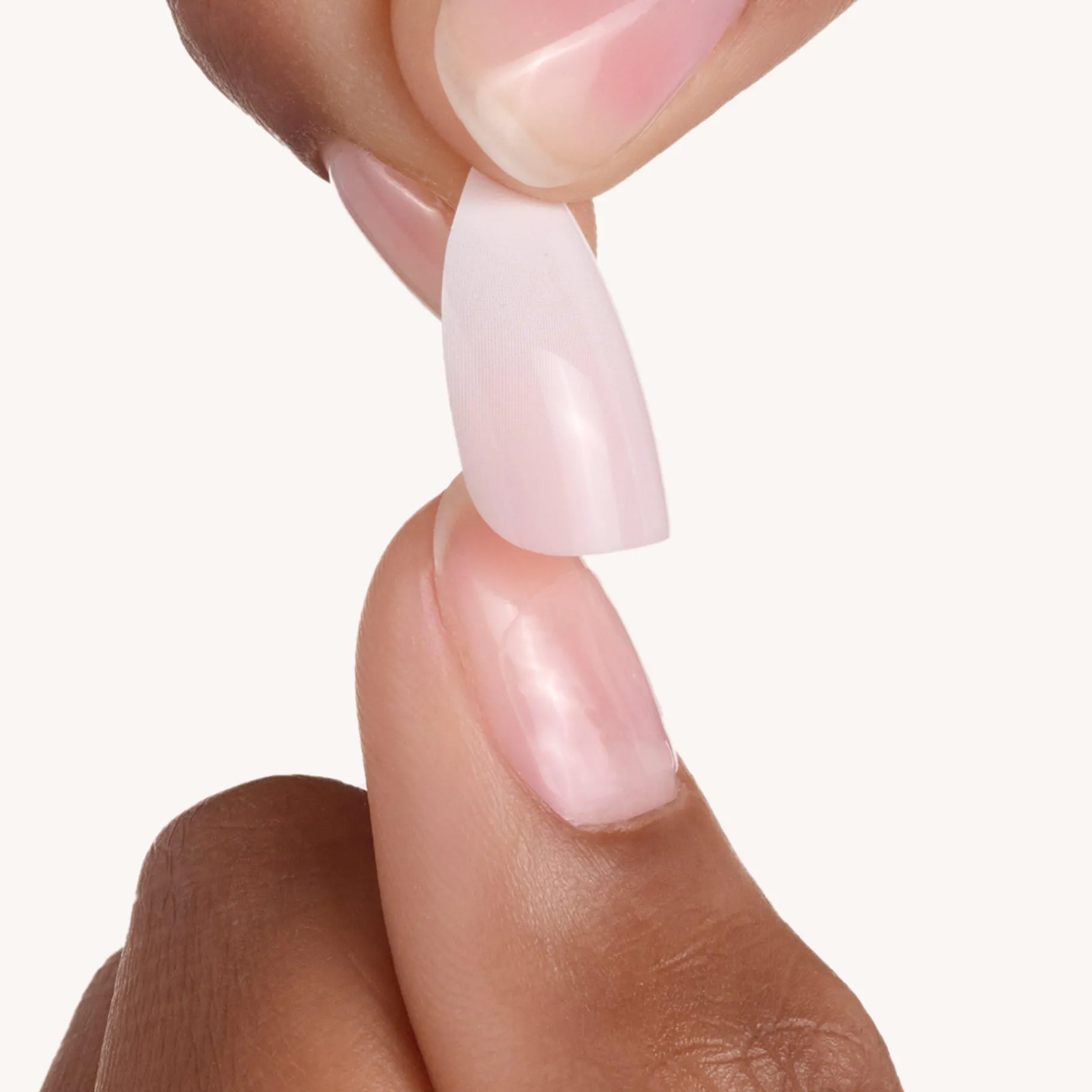 essence Decoración De Uñas>ALMOHADILLAS AUTOADHESIVAS DE UÑAS