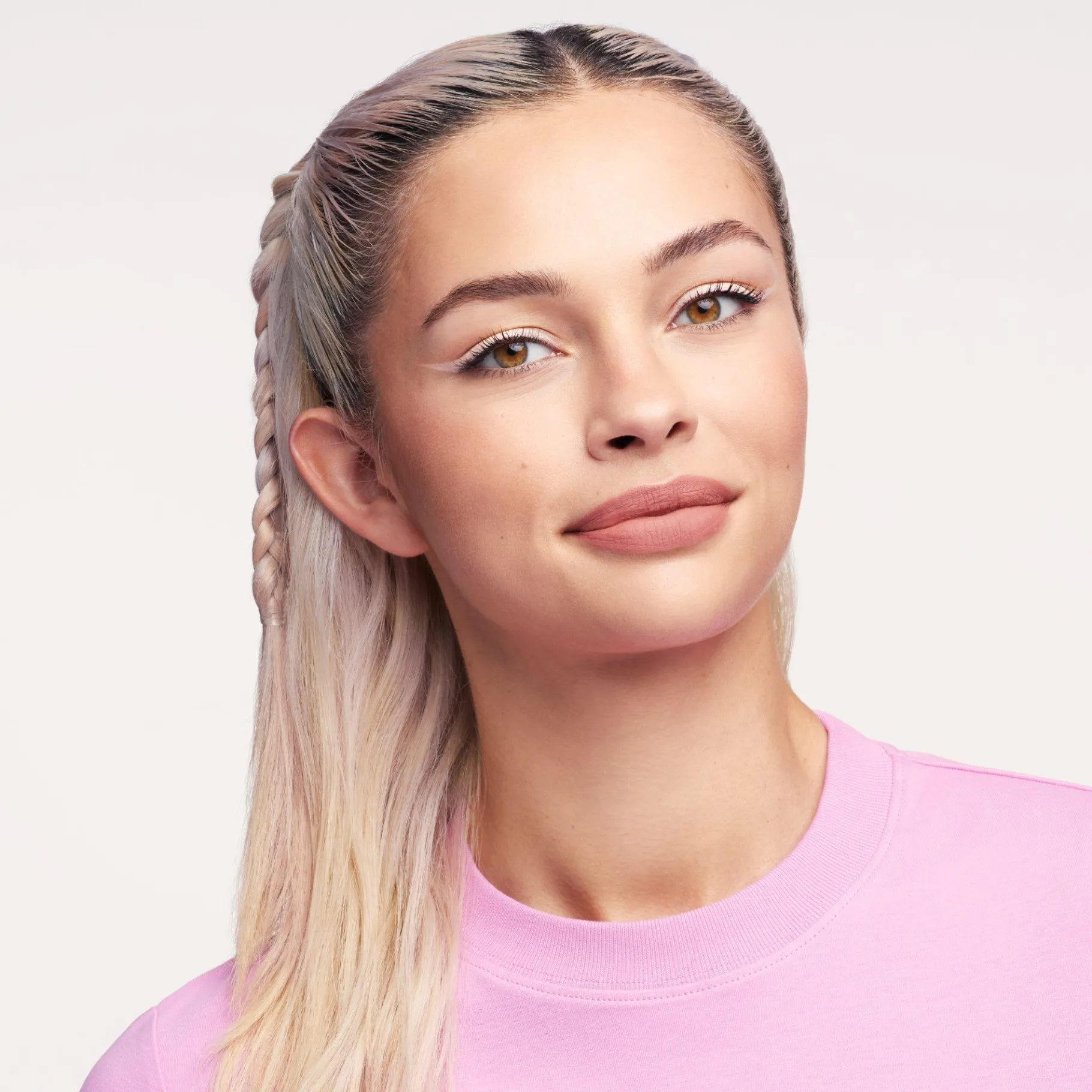 essence Barra De Labios>Barra de labios líquida 8h matte