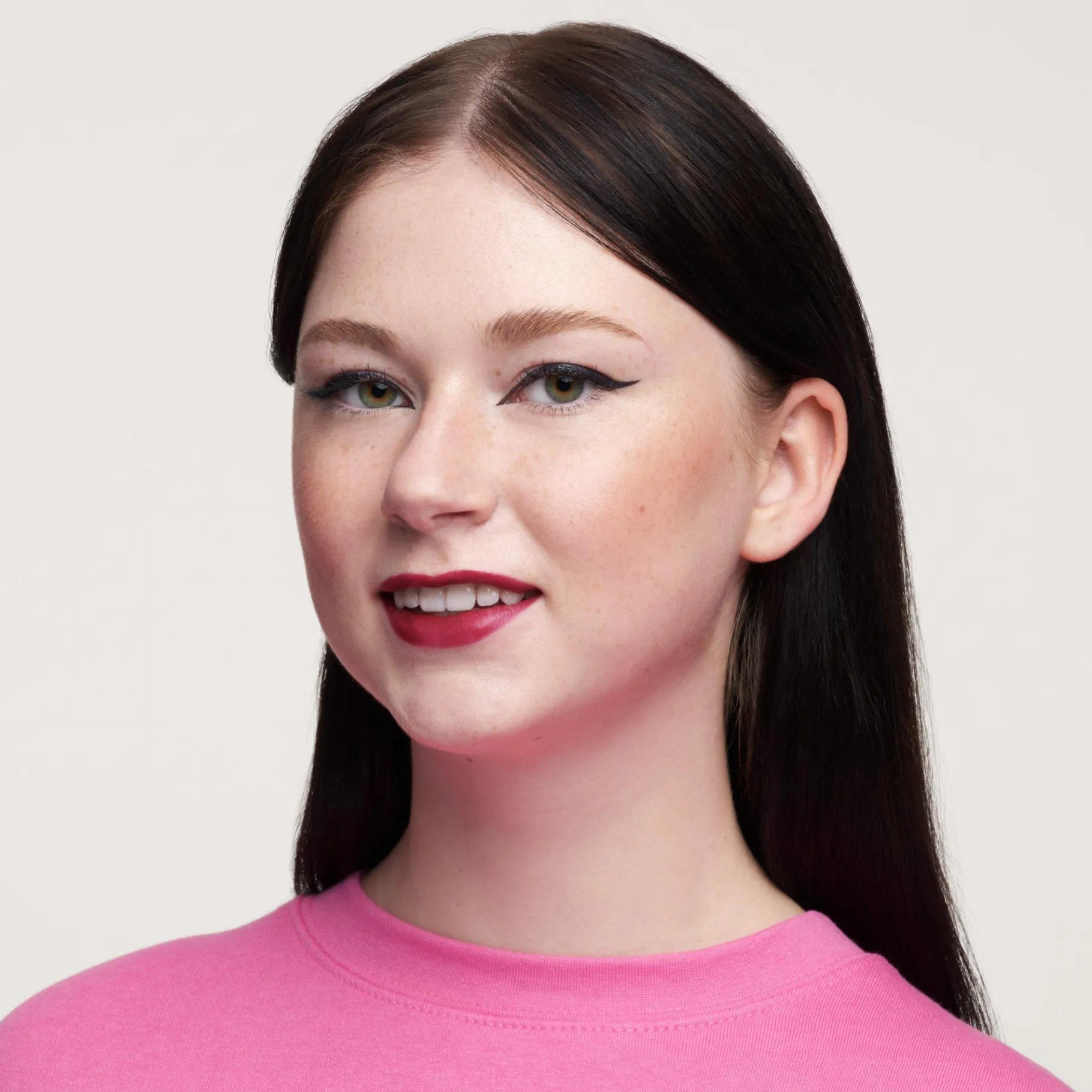 essence Barra De Labios>Barra de labios líquida 8h matte
