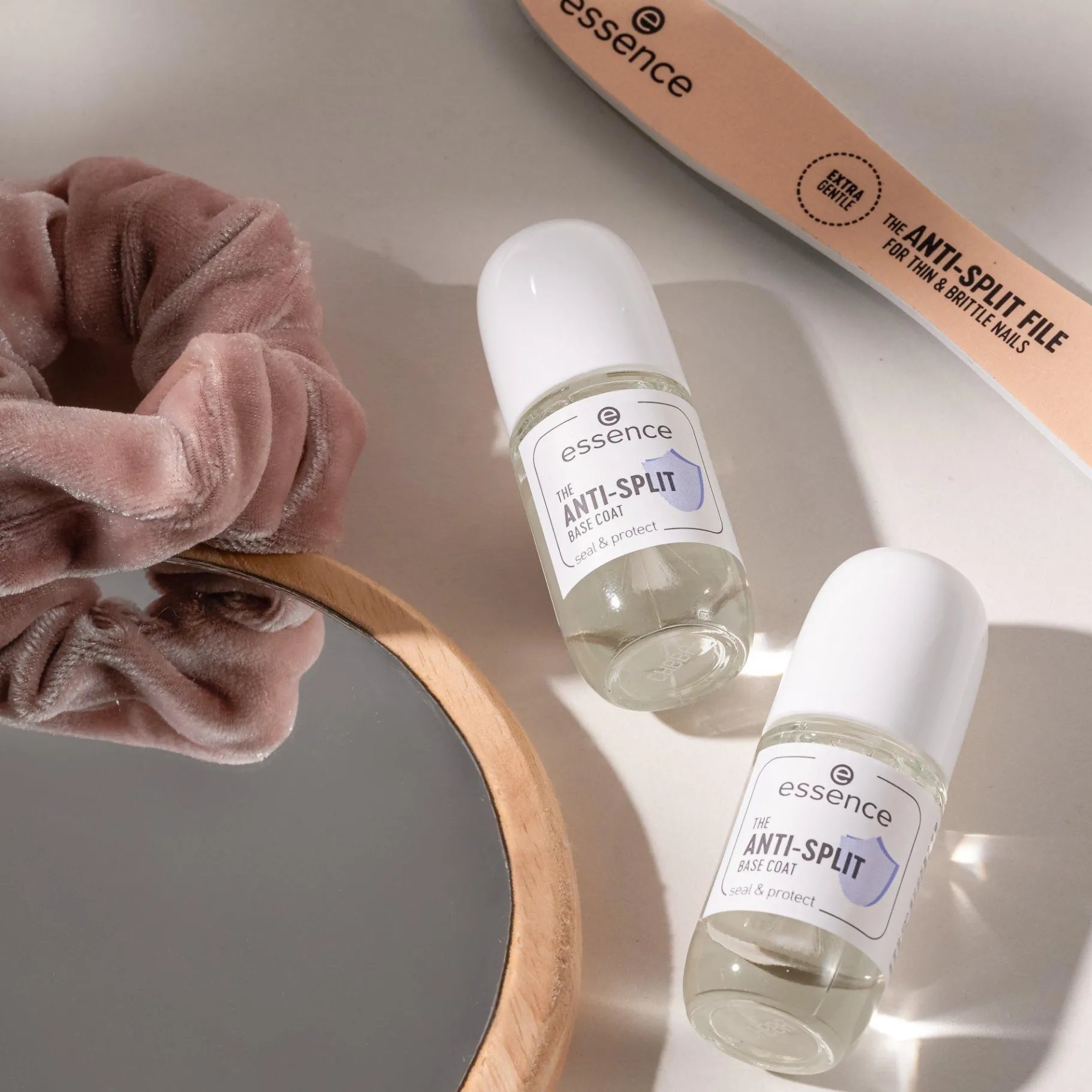 essence Base Y Top Coat>BASE ANTIRROTURAS THE ANTI-SPLIT