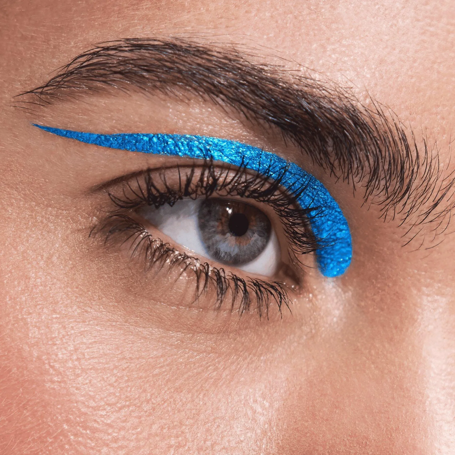 essence Eyeliner Y Lápices De Ojos>Eyeliner metálico Finding Dory de Disney Pixar