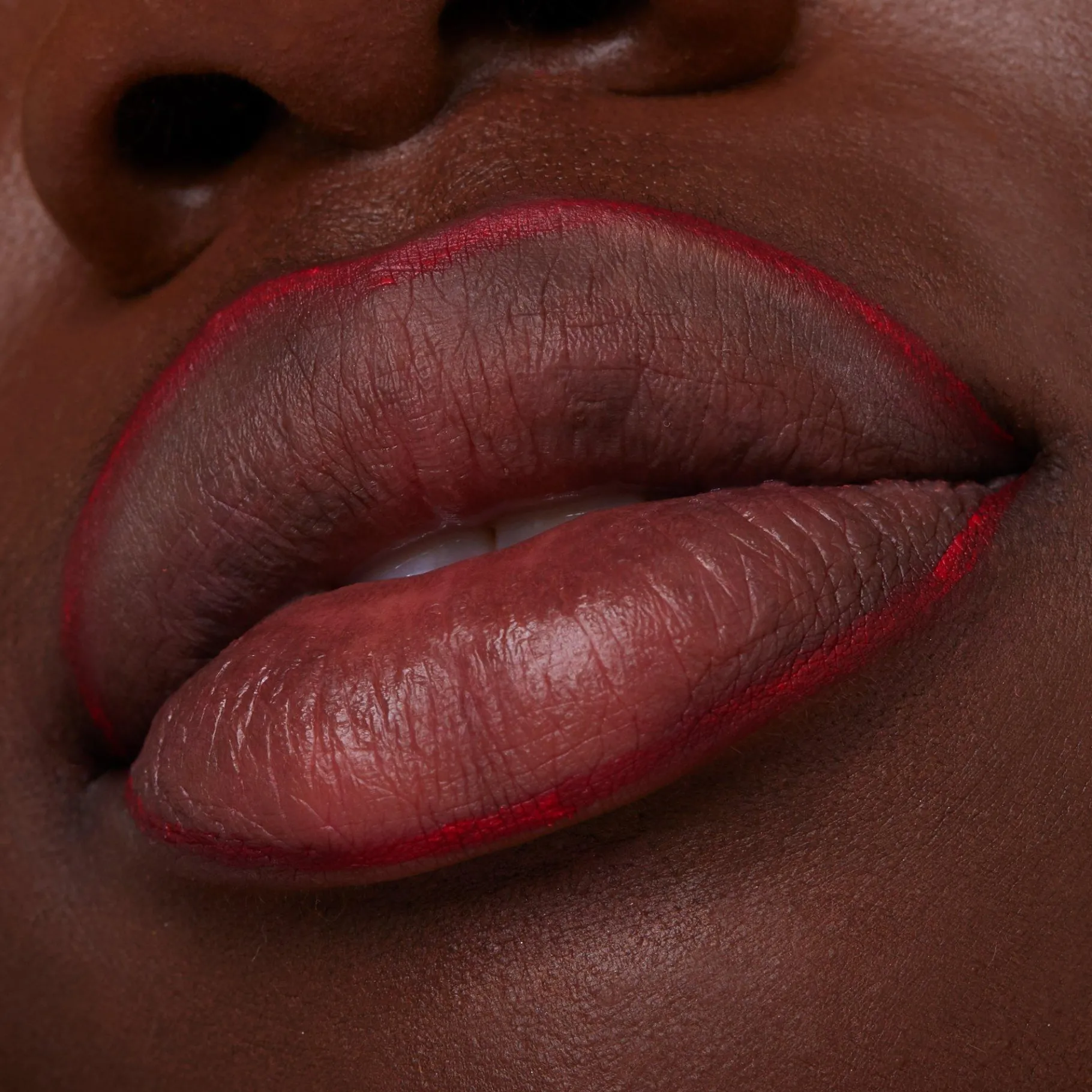 essence Perfilador De Labios>8h MATTE comfort perfilador de labios