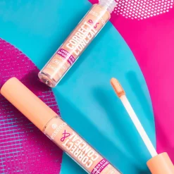 essence Corrector><noscript><img width=