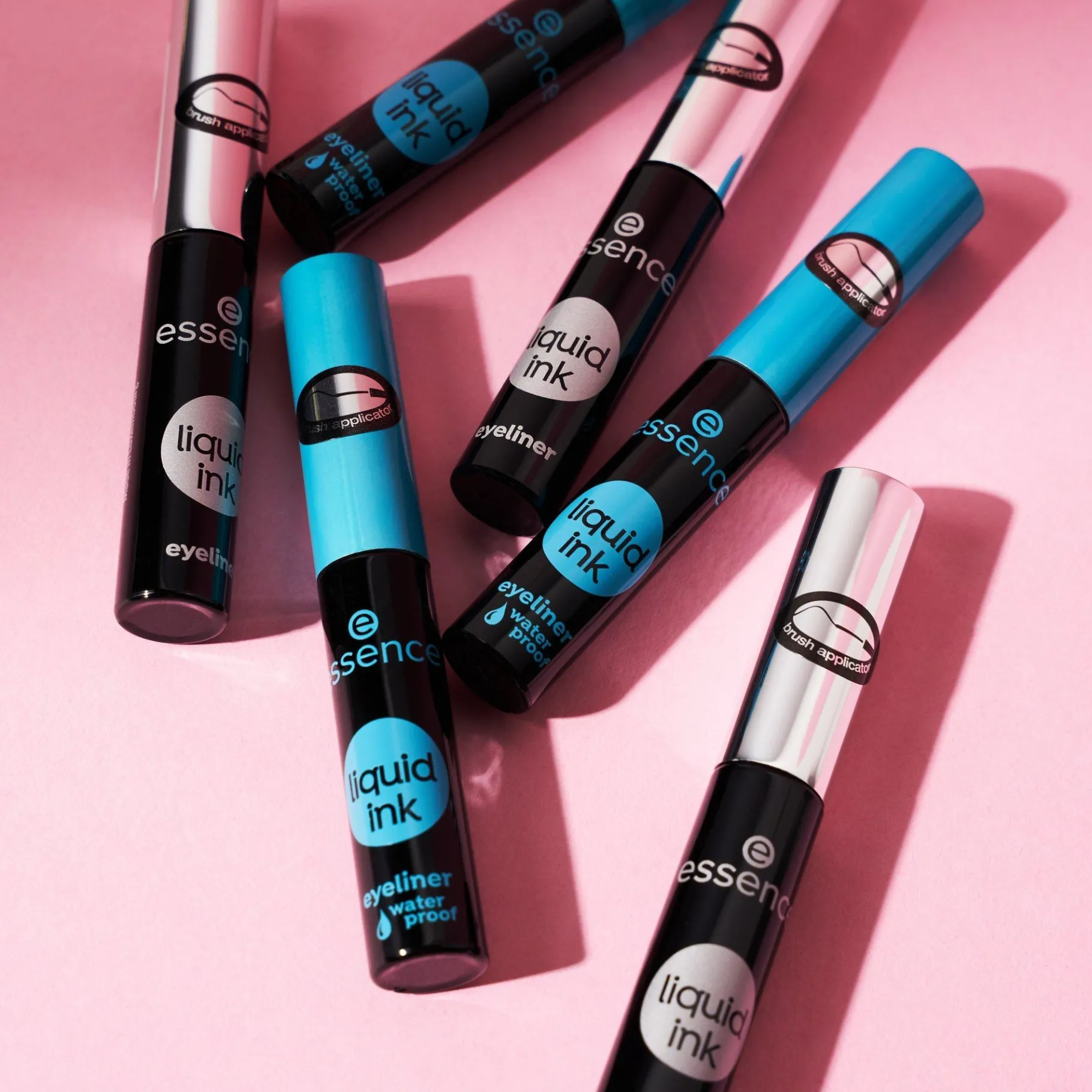 essence Eyeliner Y Lápices De Ojos>liquid ink eyeliner líquido efecto tinta