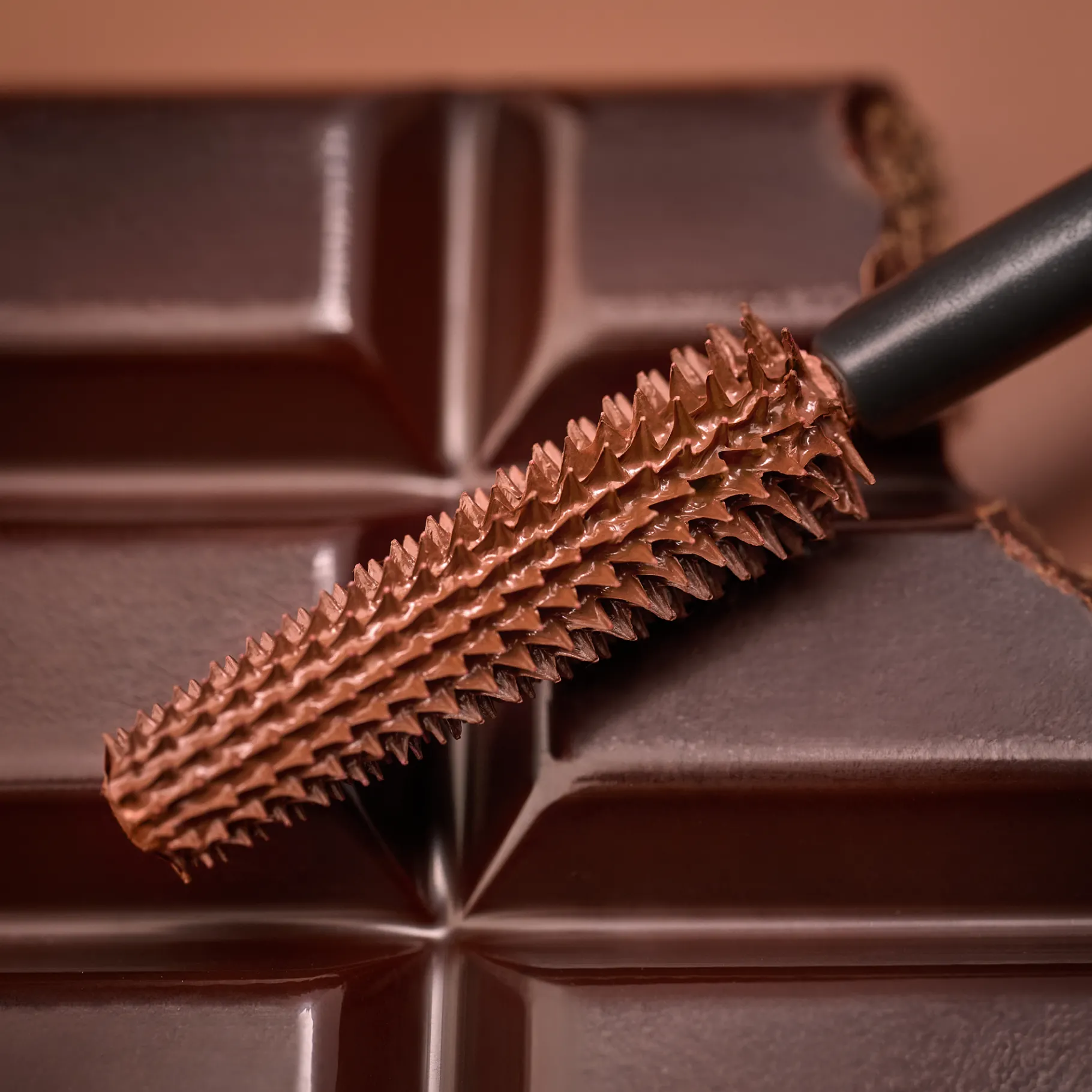 essence Máscara>MÁSCARA VOLUMEN Y LONGITUD EXTREMOS MARRÓN LOVE IT A CHOCO' LOT!