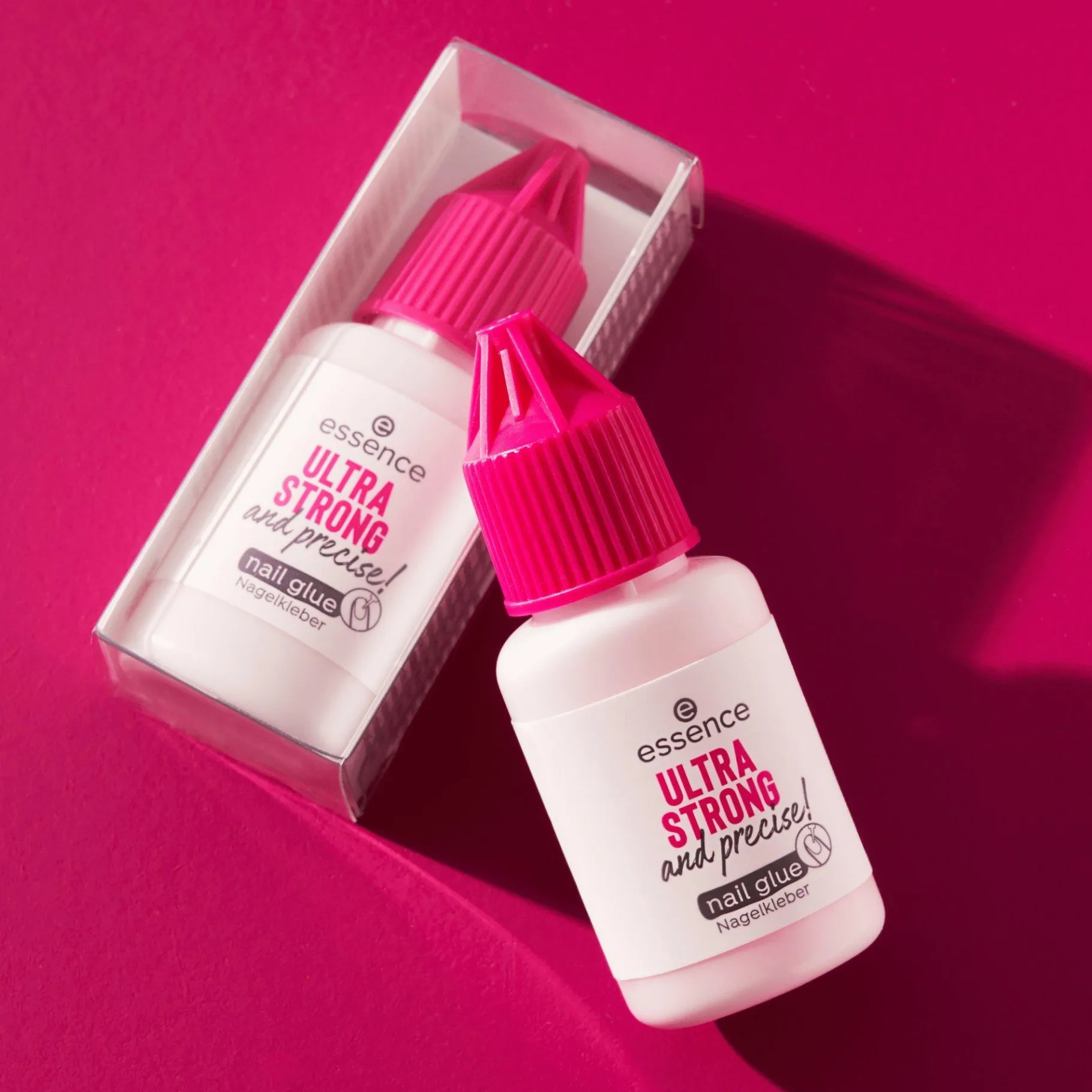 essence Decoración De Uñas>Pegamento para uñas ULTRA STRONG & precise!