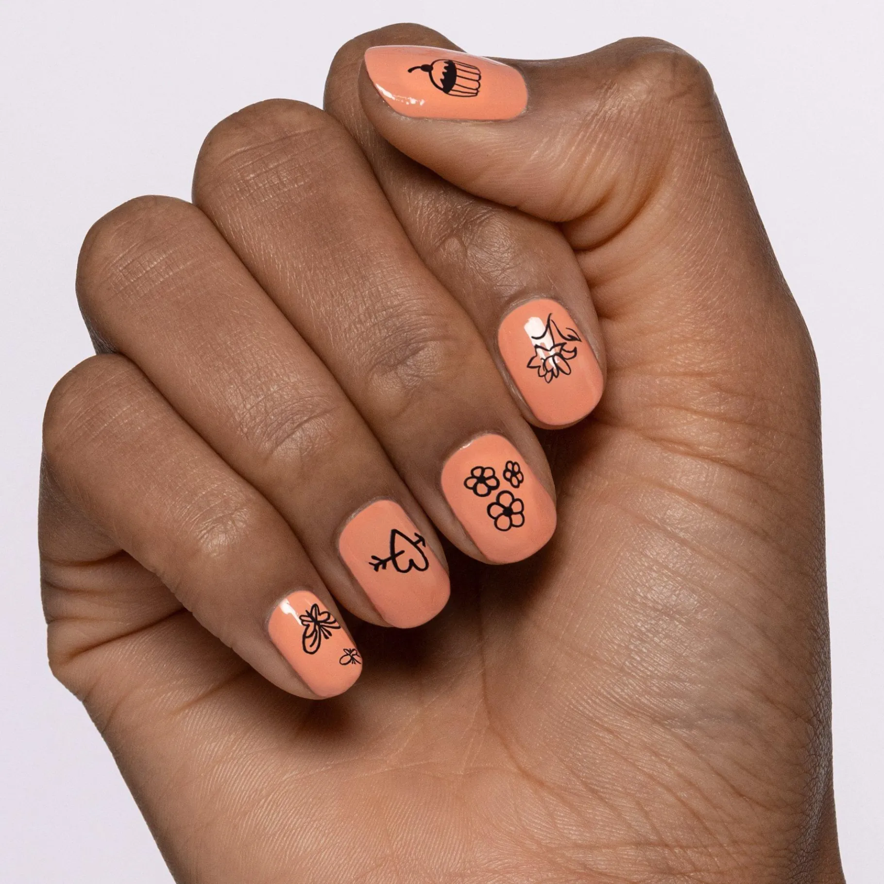 essence Decoración De Uñas>SET DE STAMPY nail art.