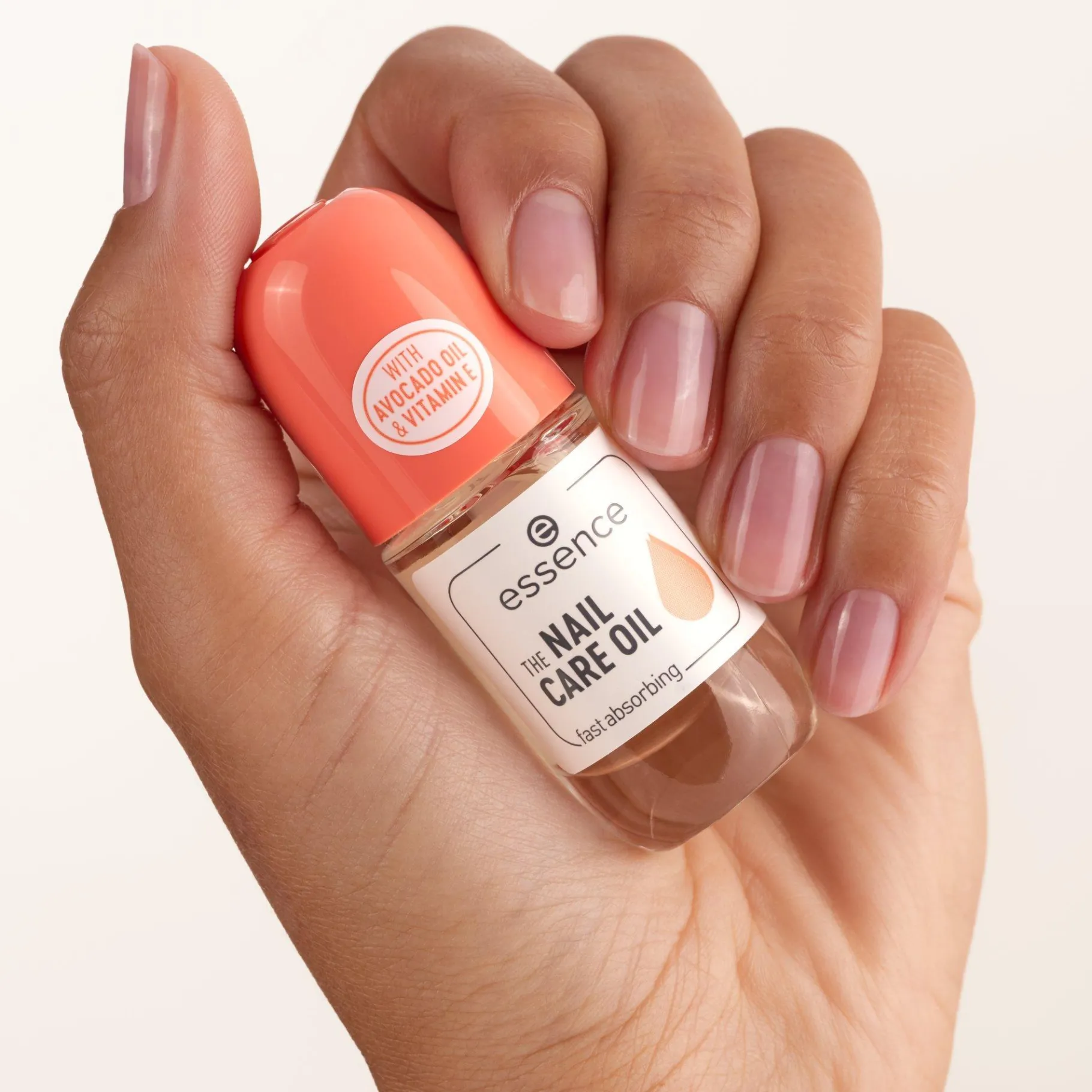 essence Cuidado De Uñas>THE NAIL CARE OIL
